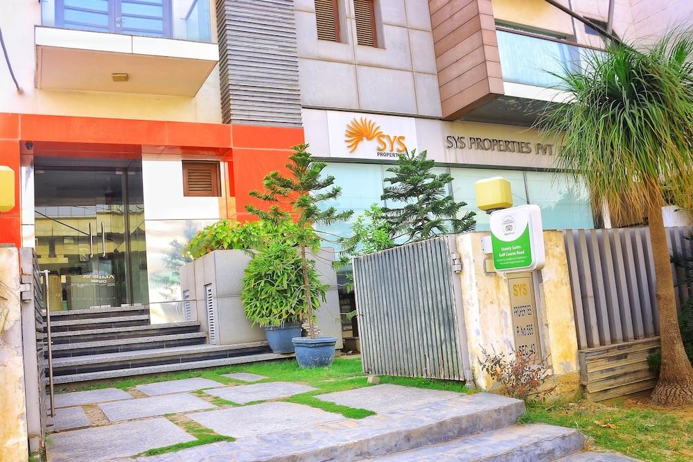 Hotel 91 By VIVID Gurgaon Exterior foto