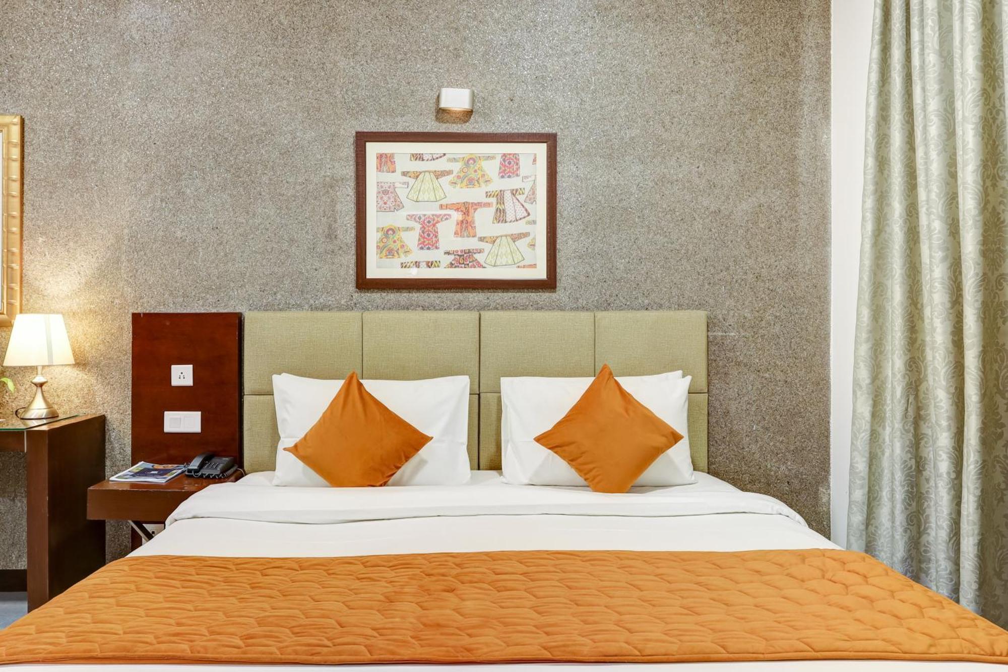 Hotel 91 By VIVID Gurgaon Exterior foto