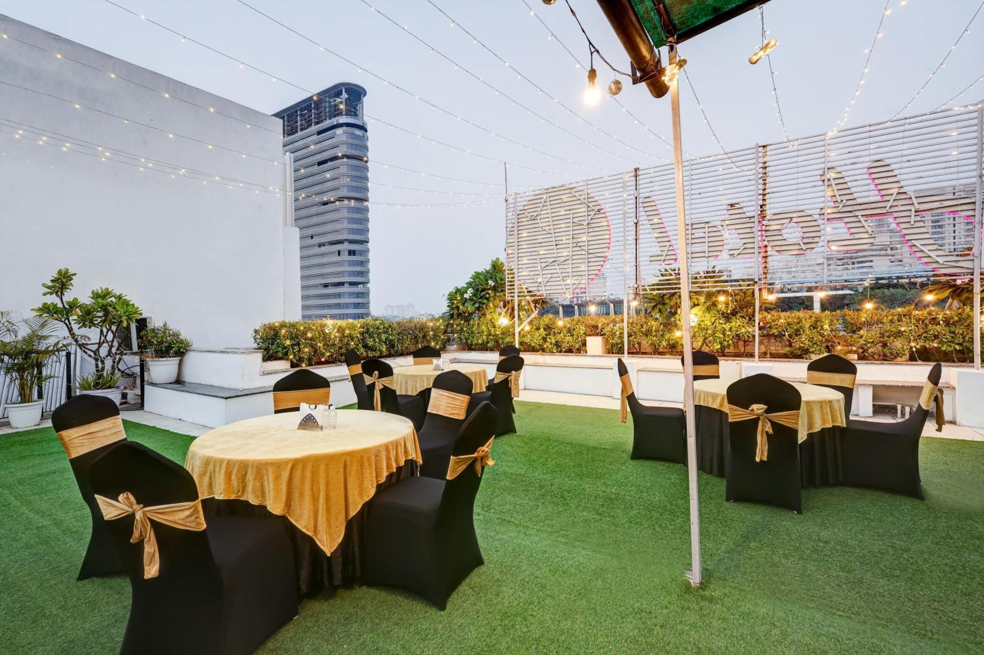 Hotel 91 By VIVID Gurgaon Exterior foto