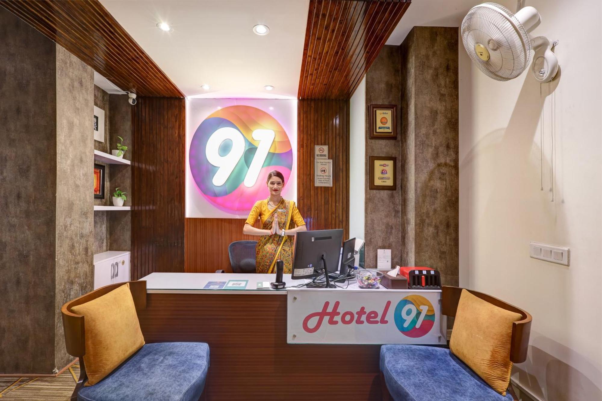 Hotel 91 By VIVID Gurgaon Exterior foto