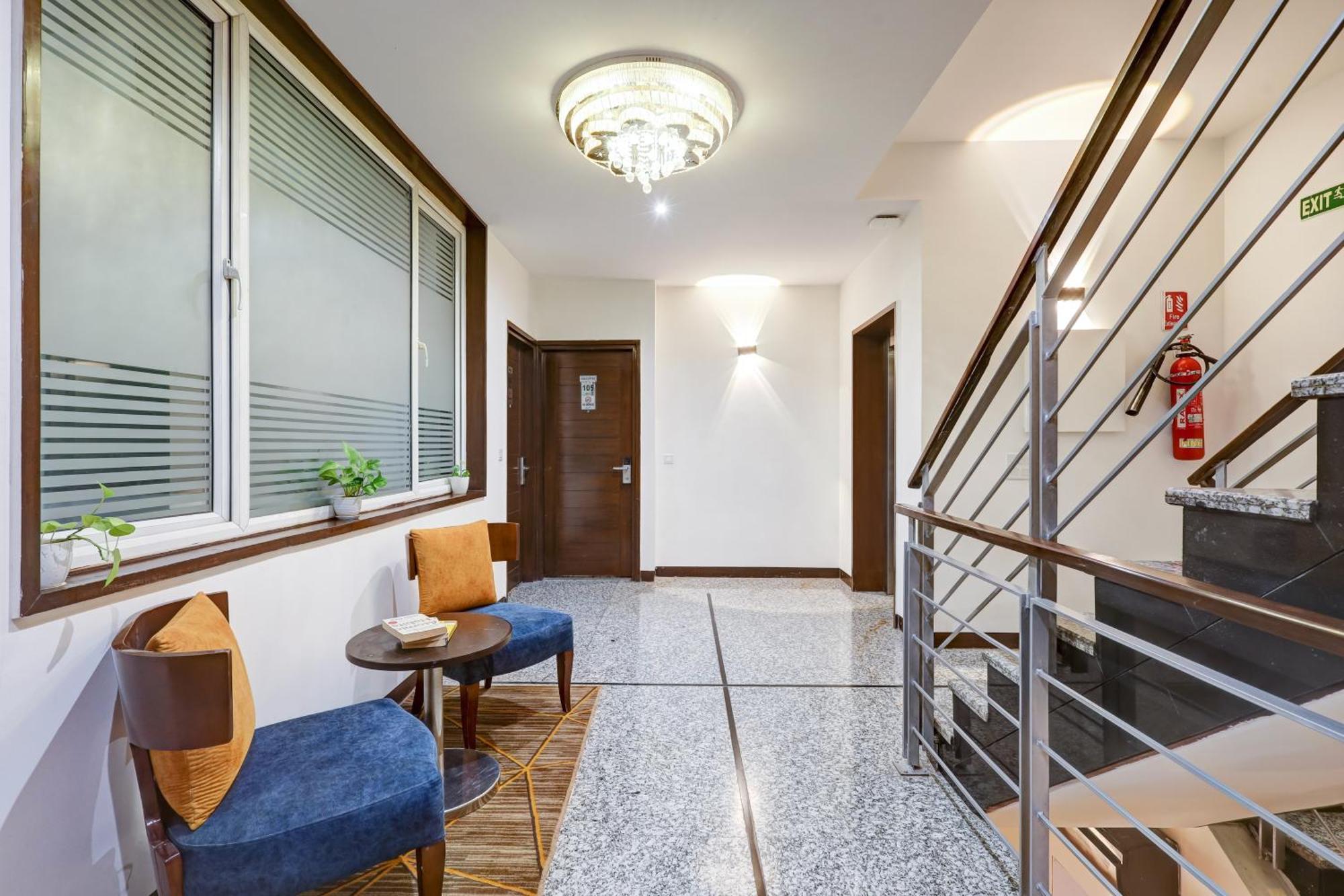 Hotel 91 By VIVID Gurgaon Exterior foto